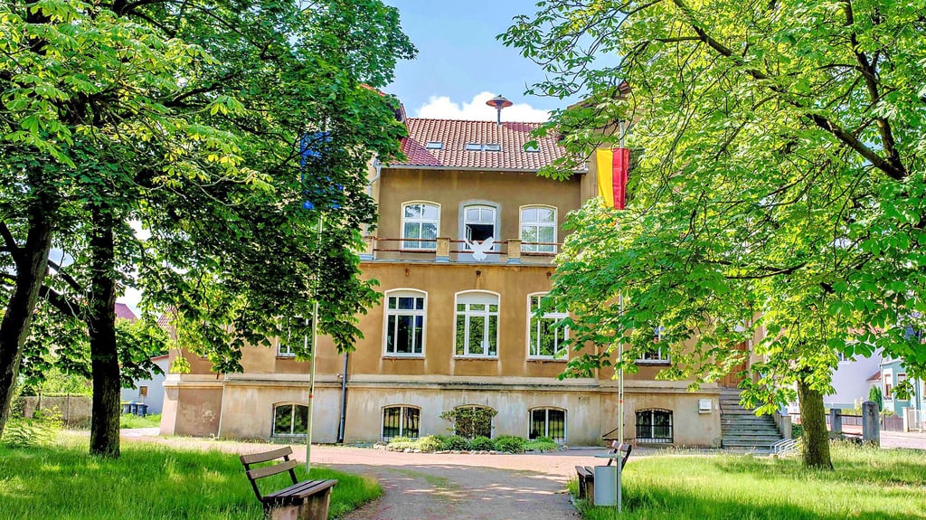 Auch in Oranienbaum-Wörlitz, hier das Rathaus in der Stadt Oranienbaum, wurden die Bewohner am 9. Juni an die Wahlurnen gerufen. Europaabgeordnete, Stadtrat, Kreistag, Ortschaftsräte und Ortsvorsteher wurden bestimmt.