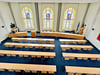 Ein Blick in den Sitzungssaal im Kreishaus I in Bernburg, in dem sich am 3. Juli der neue Kreistag des Salzlandkreises zu seiner ersten, der konstituierenden Sitzung trifft. 