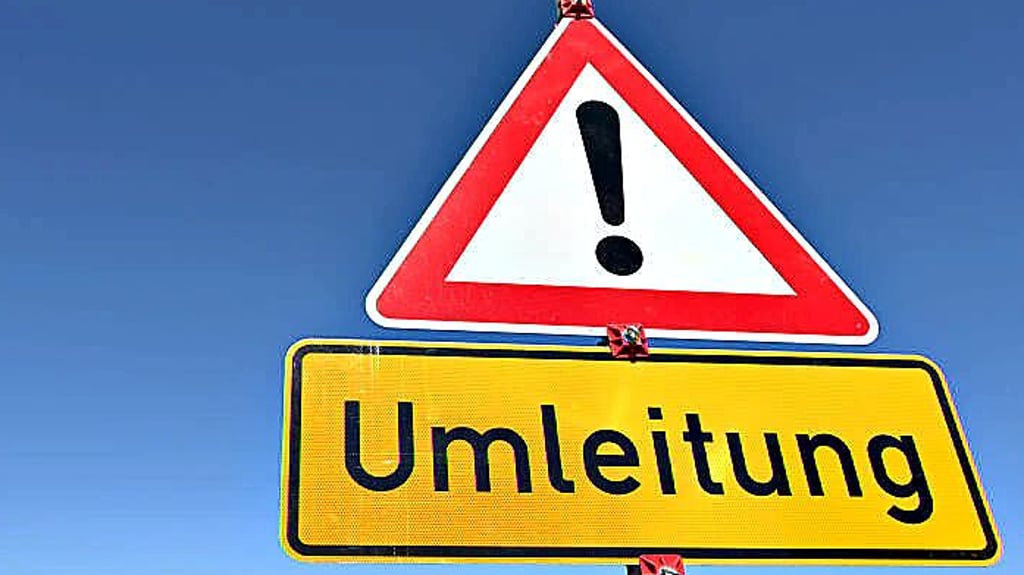 Die B187 wird gesperrt. Umleitungen führen über Dietrichsdorf bzw. Gallin.