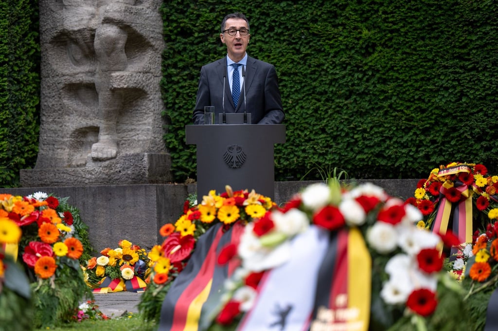 Bundeslandwirtschaftsminister Cem Özdemir spricht am Gedenktag an den Volksaufstand in der DDR.