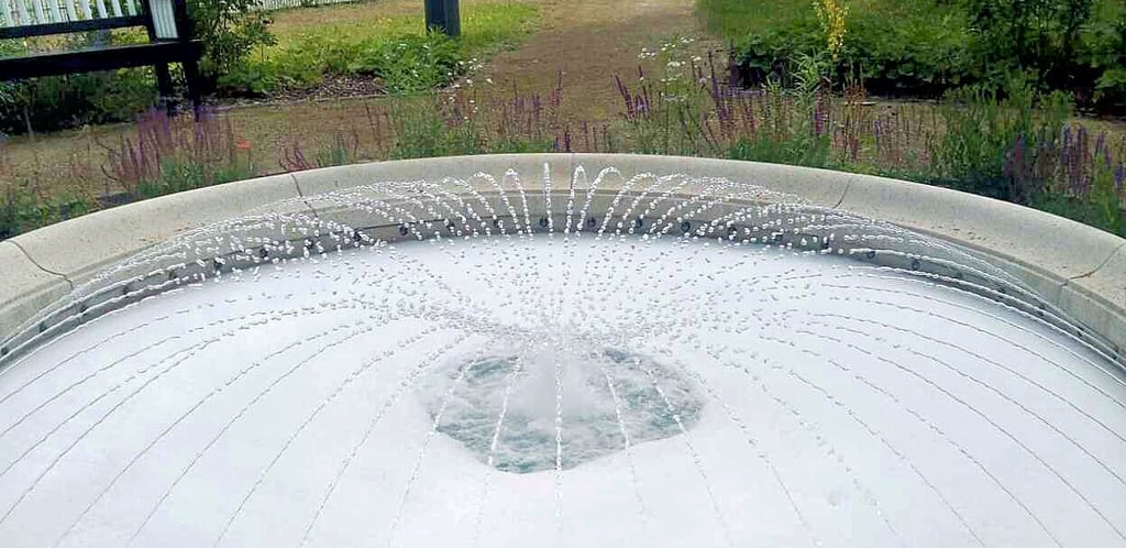 Schaum im Brunnen am Camps in Havelberg.