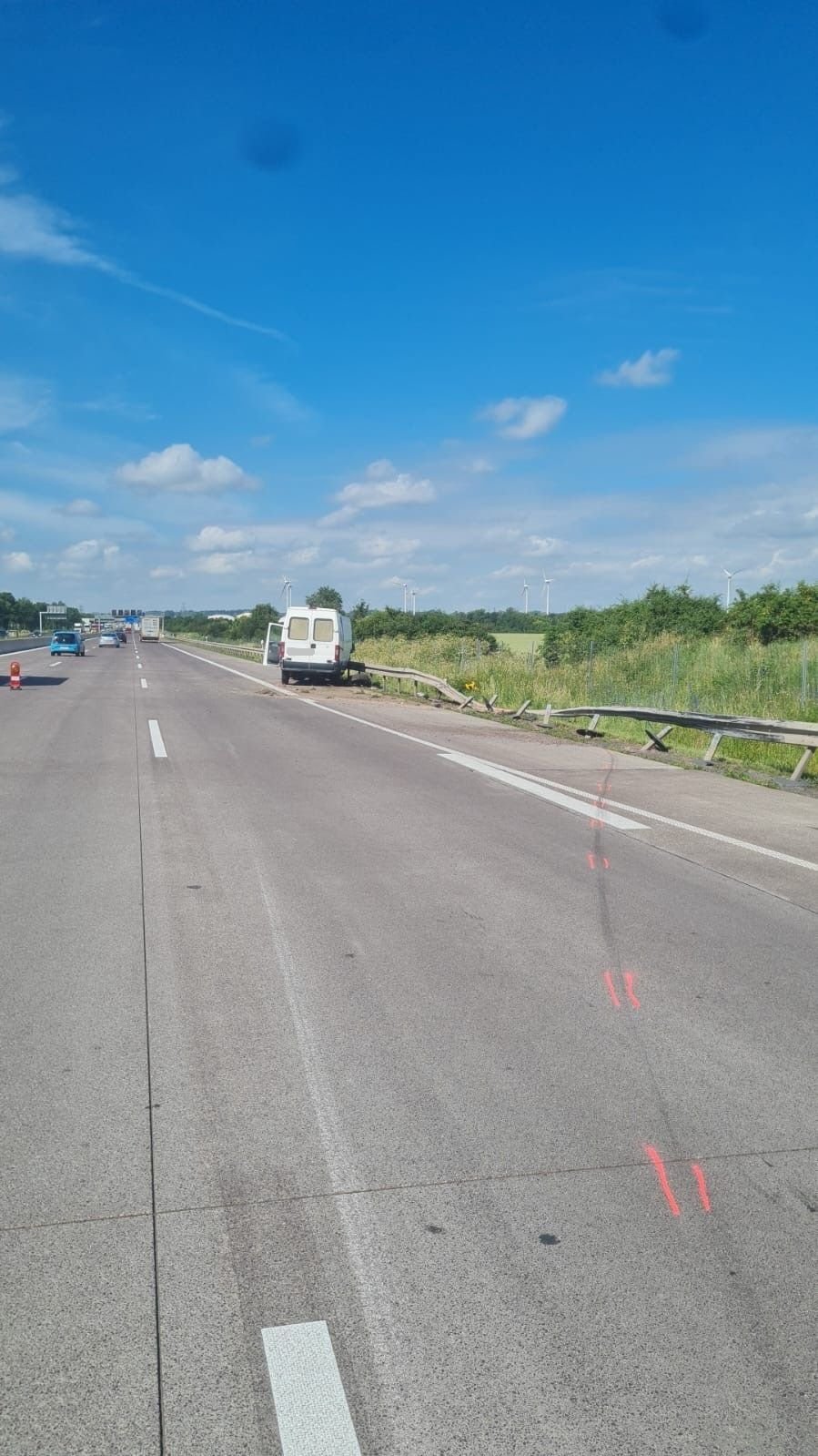 Autobahn Gesperrt: Unfall Mit Zwei Schwerverletzten Auf A2 Bei Magdeburg