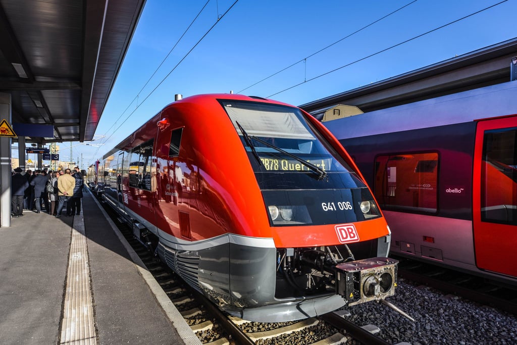 9000 Schüler im Saalekreis haben ein Deutschlandticket. Doch in den Sommerferien sind diese nicht gültig.
