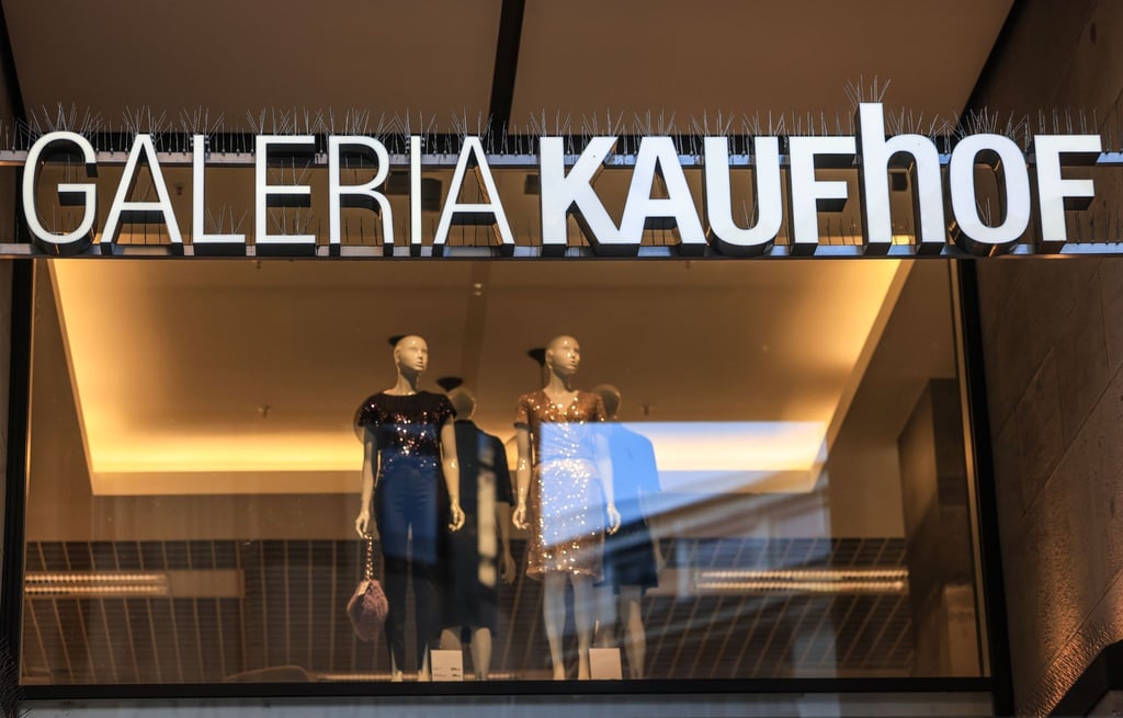 Deutschlands letzter großer Kaufhauskonzern „Galeria Kaufhof“ ist seit langem in der Krise.