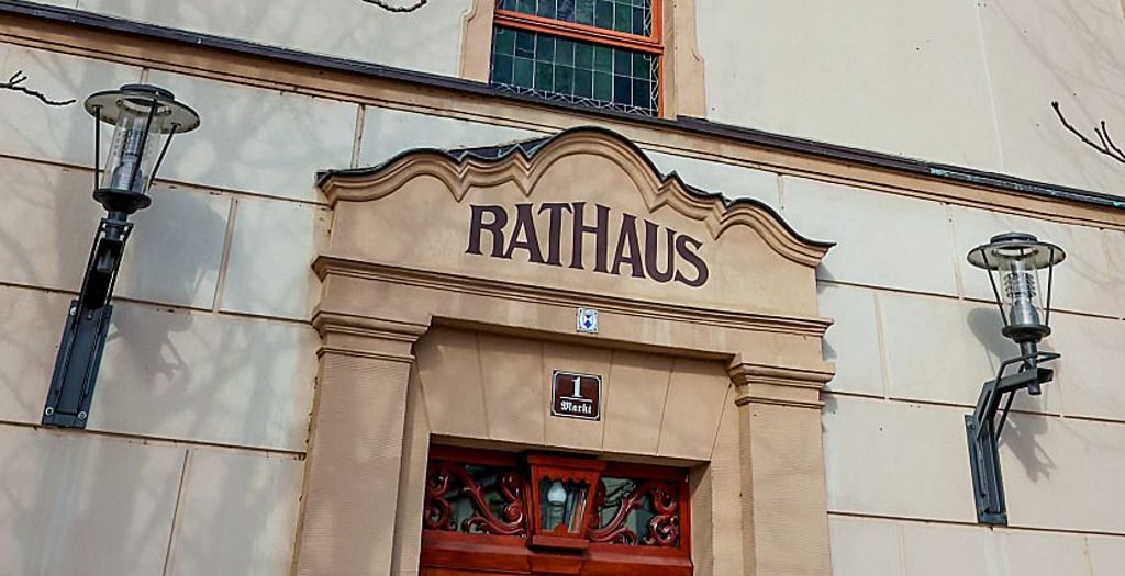 Im Rathaus von Hohenmölsen tagen künftiug nur noch 15 statt 20 Stadträte.