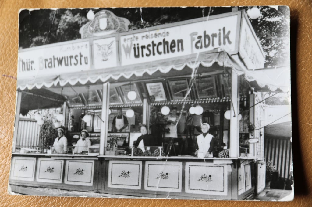 Blick auf den einstigen Würstchen-Verkaufsstand der Familie Kumbier.