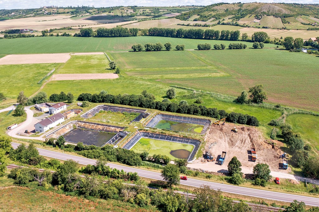Blick auf die Kläranlage in Laucha, die in den nächsten Jahren zurückgebaut wird.