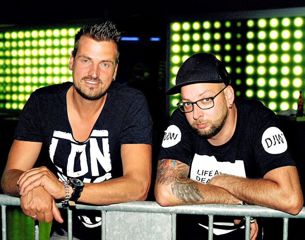 Das DJ-Duo Stereoact  kommt nach Genthin.  