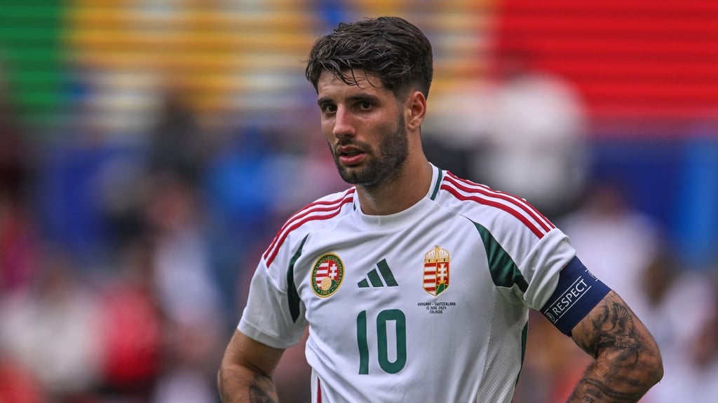 Ungarns Dominik Szoboszlai ist gegen Schottland wohl einsatzfähig.