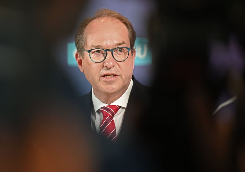 Alexander Dobrindt will auch die Zahlung von Bürgergeld an Kriegsflüchtlinge aus der Ukraine beenden.