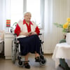 Verwaltungsrat der AOK Sachsen-Anhalt fordert, Pflegebedürftige finanziell zu entlasten. Insbesondere die stark steigenden Eigenanteile in Pflegeheimen seien ein Problem.