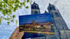 Eine typische Postkarte mit Blick auf den Dom ist den meisten Magdeburgern bekannt. Doch es gibt ausgefallenere Karten, die als Souvenir verschickt werden können. 