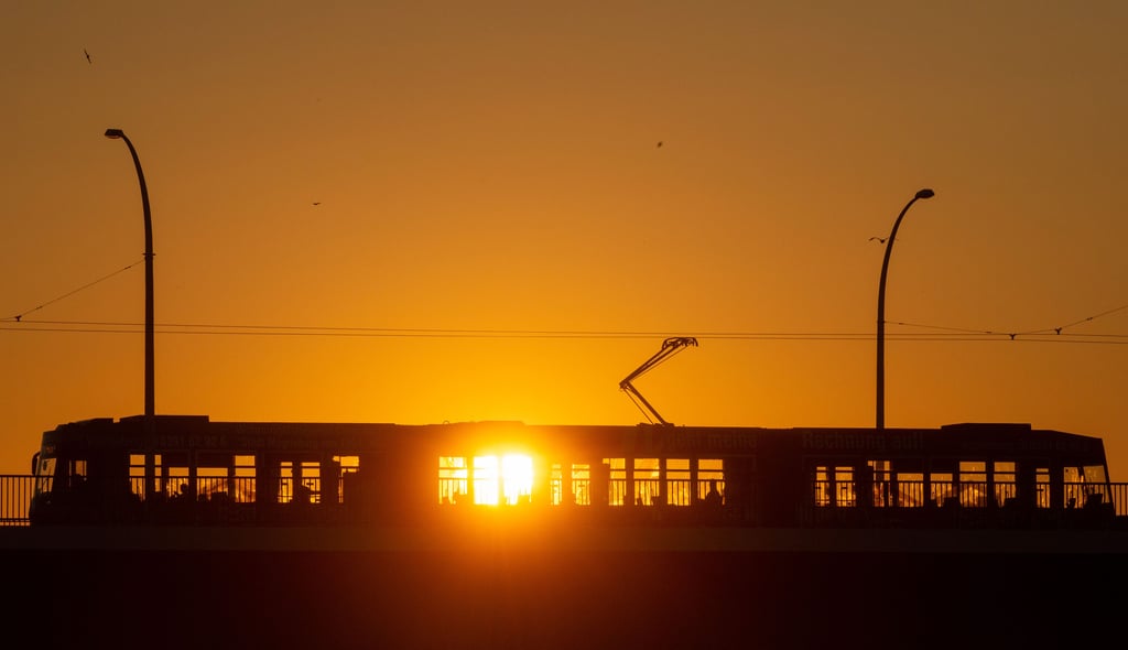 Wegen Kontrollen an den Oberleitungen kann die Straßenbahnlinie 9 am Sonntag nicht nach Magdeburg-Reform fahren.