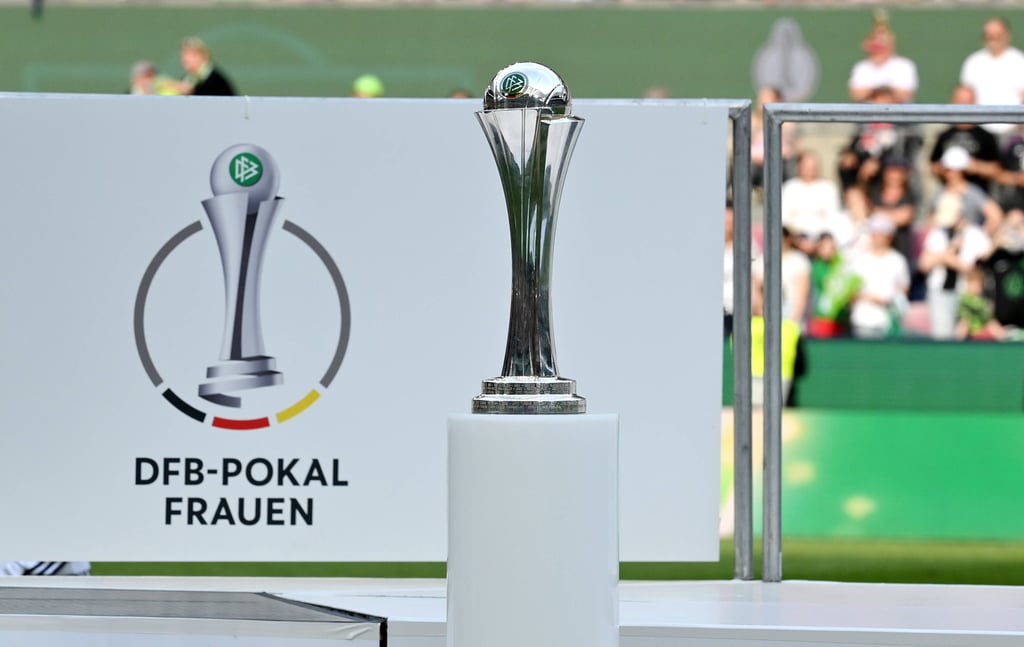 Am Donnerstag wurde die erste Runde im DFB-Pokal der Frauen ausgelost. Der 1. FC Magdeburg bekommt es mit dem Hamburger SV zu tun.