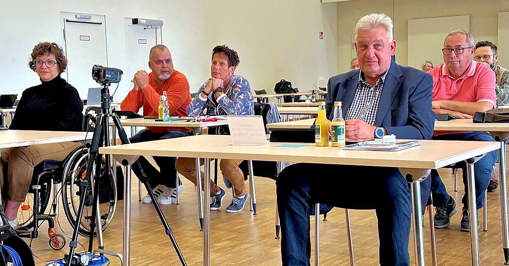 Die letzte Sitzung des Burger Stadtrates in der vergangenen Wahlperiode. Hier die Mitglieder ehemaligen „bunten“ Fraktion.