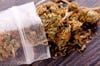 Der unerlaubte Verkauf von Cannabis bleibt auch nach Inkrafttreten des Cannabisgesetzes in Deutschland strafbar.