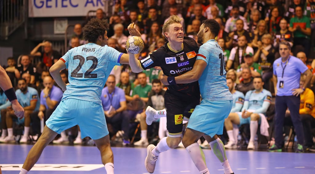 Gisli Kristjansson und seine SCM-Teamkollegen bekommen es in der nächsten Champions-League-Saison in der Gruppe erneut mit dem FC Barcelona zu tun.