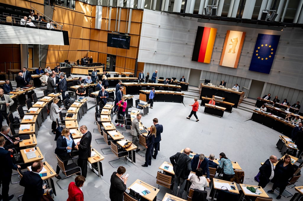 Das Abgeordnetenhaus soll die Mitglieder der neuen Enquete-Kommission wählen.