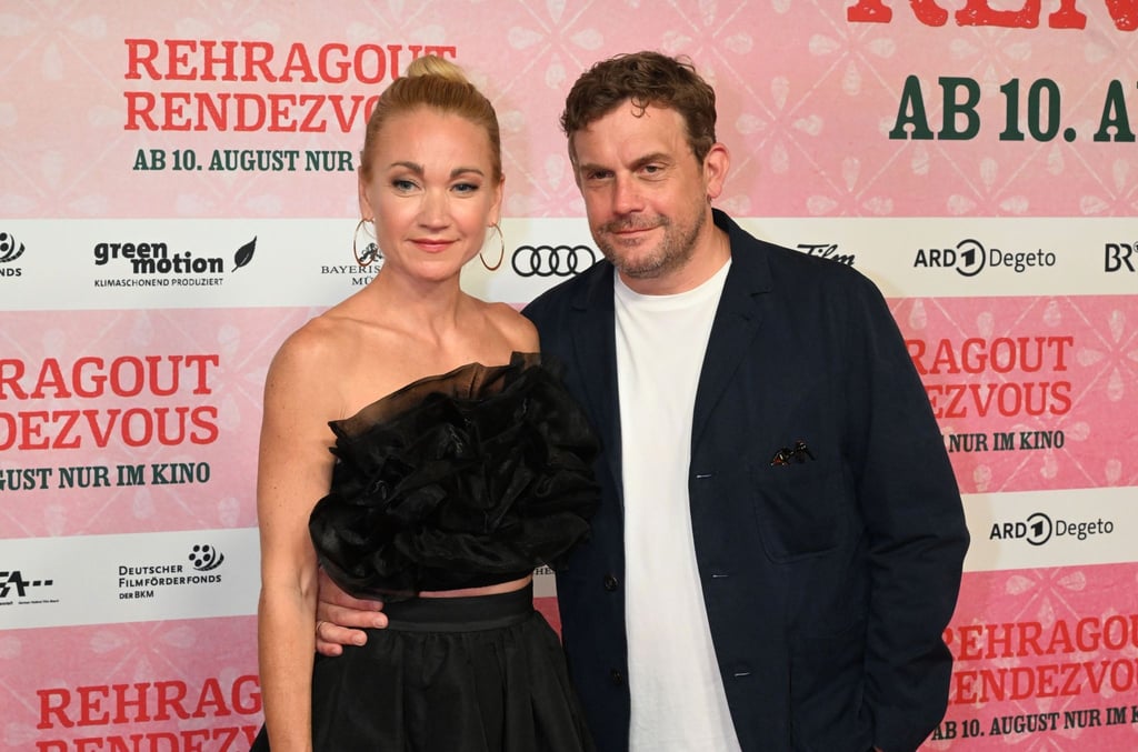 Sebastian Bezzel und Lisa Maria Potthoff bei der Premiere von „Rehragout Rendezvous“ in München.