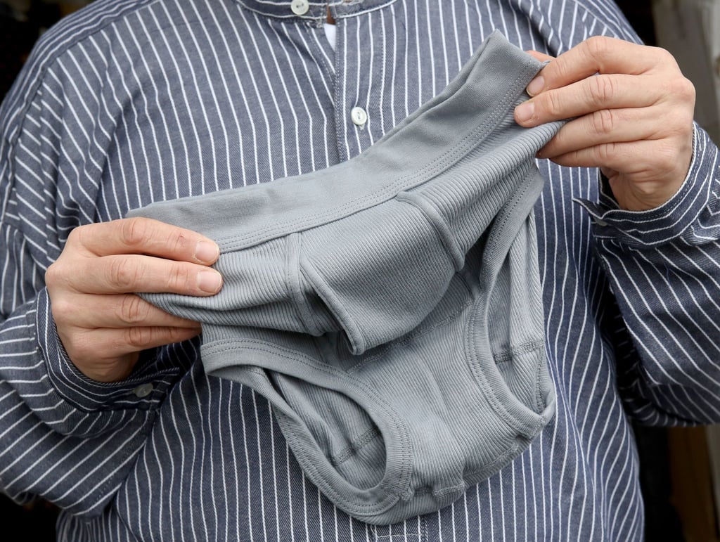 „Karl-Heinz“: Im Jahr 2000 gehörte die Feinripp-Unterhose laut einer Umfrage noch zu den von den meisten Männern getragenen Unterhosen-Typen.
