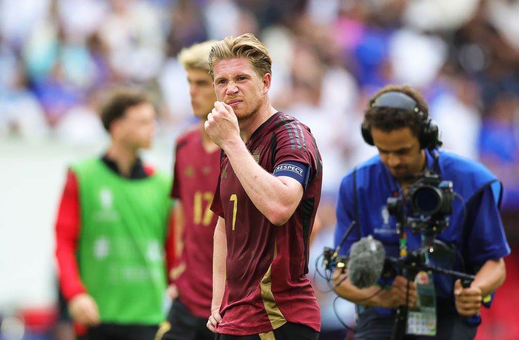Wird Kapitän Kevin de Bruyne nach den zuletzt enttäuschenden Turnieren weiter das Belgien-Trikot tragen?