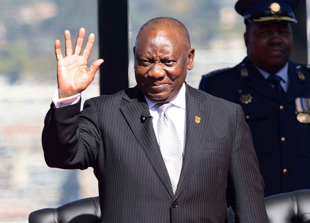 Südafrika hat ein neues Kabinett. Der ANC von Präsident Cyril Ramaphosa behält 20 von 32 Ministerposten.