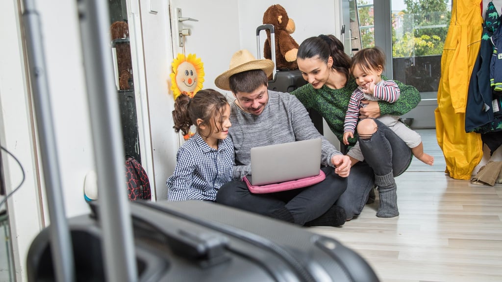 Wer eine Familie hat, muss den Urlaub besonders klug planen - und alle Bedürfnisse unter einen Hut bringen.