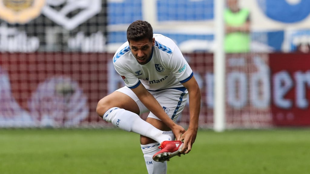 Ahmet Arslan trainiert seit Juli bei der U23 des 1. FC Magdeburg mit, im Trikot des Vereins wird man den aussortierten Offensivmann aber wohl nicht mehr sehen.
