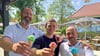 Sorgen für leckere Abkühlungen im wiedereröffneten Café Lindengarten in Wernigerode: Volkmar Klaus, Maxim Bogomolov und Miltiadis Khadzhynov (von links).