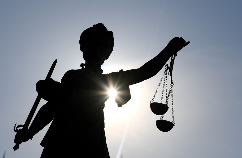 Die Justiz verhängt nicht nur Strafen. Wenn etwa ein Verfahren eingestellt wird, kann eine Geldauflage fällig werden.