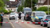 In Wiesbaden sind zwei Menschen getötet worden. Die Polizei hat einen Tatverdächtigen festgenommen.