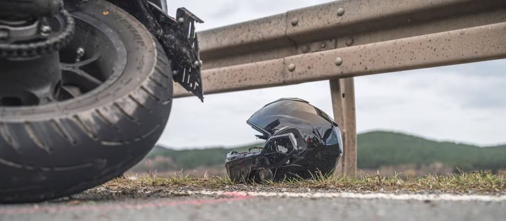 Zu einem Unfall mit einem Motorrad ist es auf der A38 bei Halle in Richtung Göttingen gekommen.