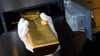 Die Goldbestände von Anlegern bei der Deutschen Börse sinken - trotz steigender Kurse für das Edelmetall.