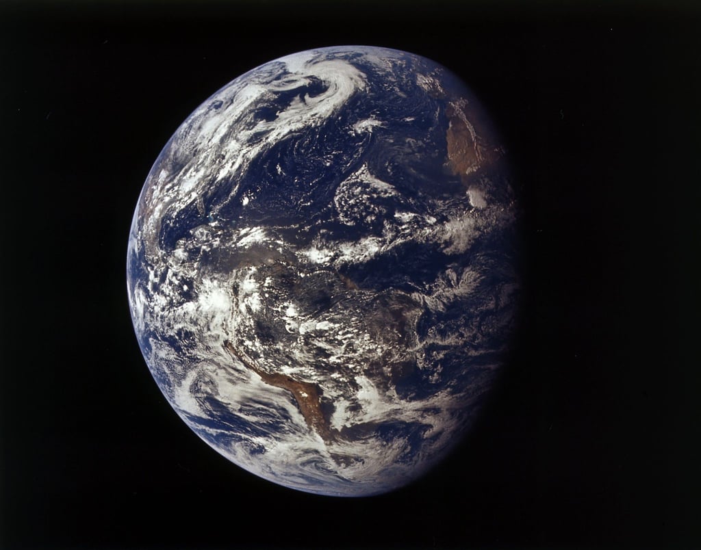 In einigen Jahren sollen Kosmonauten von einer neuen Raumstation aus auf die Erde blicken.