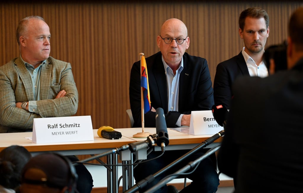 Die Meyer Werft ist in finanziellen Schwierigkeiten. Arbeitnehmer und das Unternehmen haben sich auf einen Plan zur Restrukturierung geeinigt.