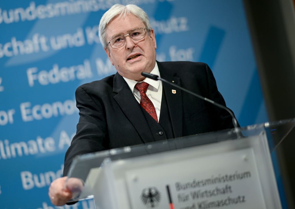 Jörg Steinbach (SDP) lobte die Leistung der Preisträger des Innovationspreises. (Archivbild)