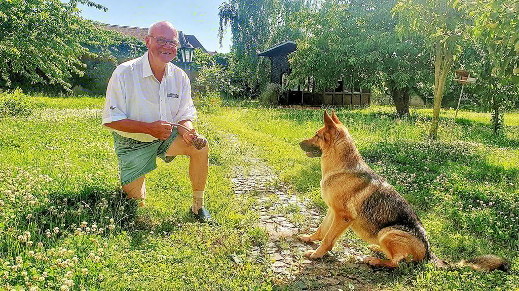 Albrecht Schneidewind will sich nun mehr um seinen großen Garten und seinen Hund kümmern.