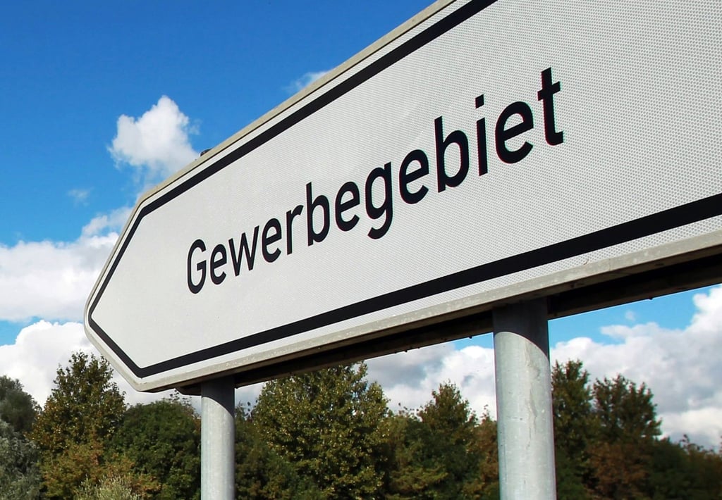 Das Ifo-Institut prognostiziert für 2025 einen Anstieg des preisbereinigten Bruttoinlandsprodukts in Ostdeutschland um 1,7 Prozent.
