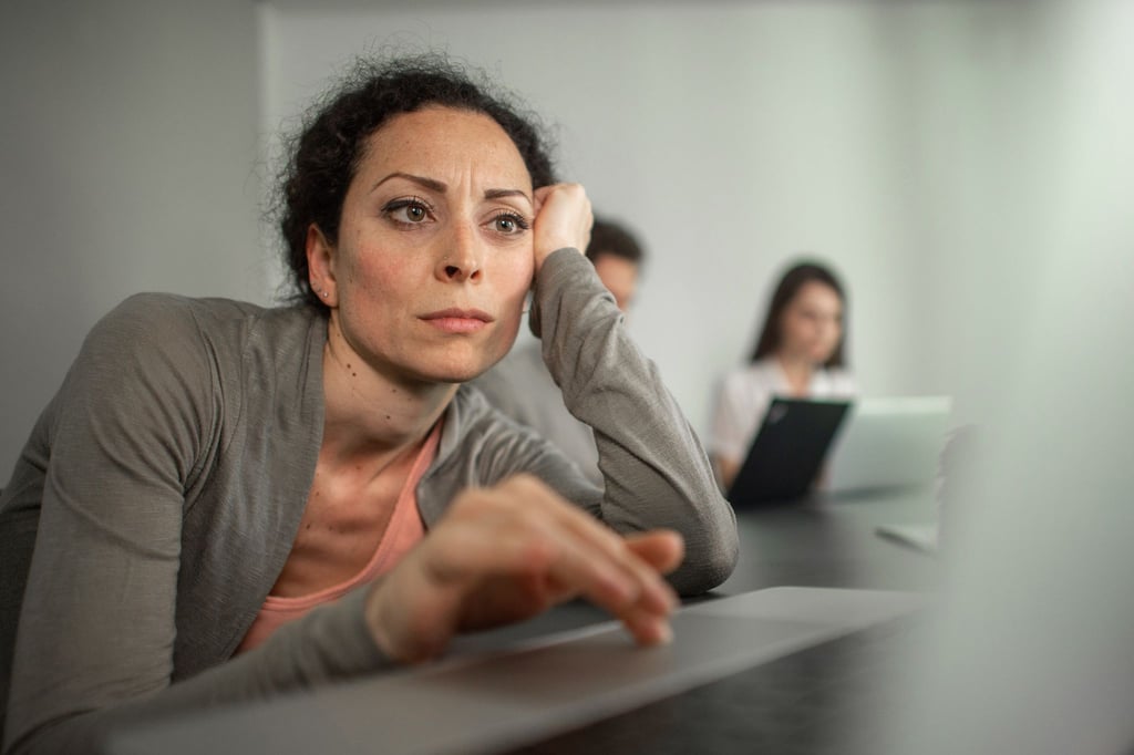 Motivationstief direkt nach dem Urlaub? Ein sanfter Übergang in den Arbeitsalltag beugt dem Post-Holiday-Blues vor.