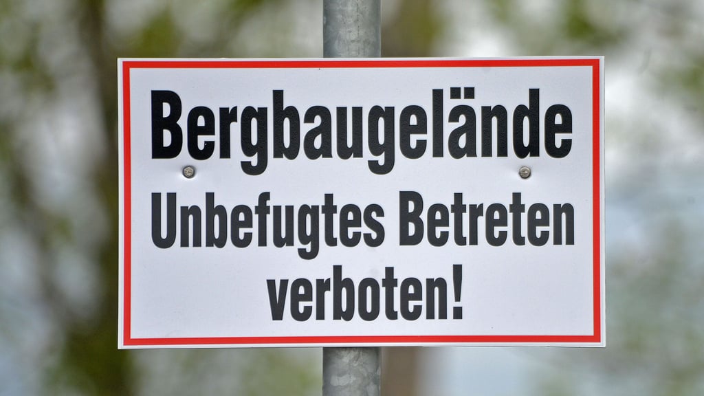 Ein Stück des Sperrgebiets am Concordia See wird für den neu geplanten Europaradweg R1 jetzt freigegeben.