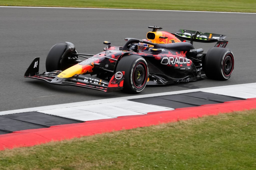 Weltmeister Max Verstappen belegte beim Training in Silverstone den vierten Platz.