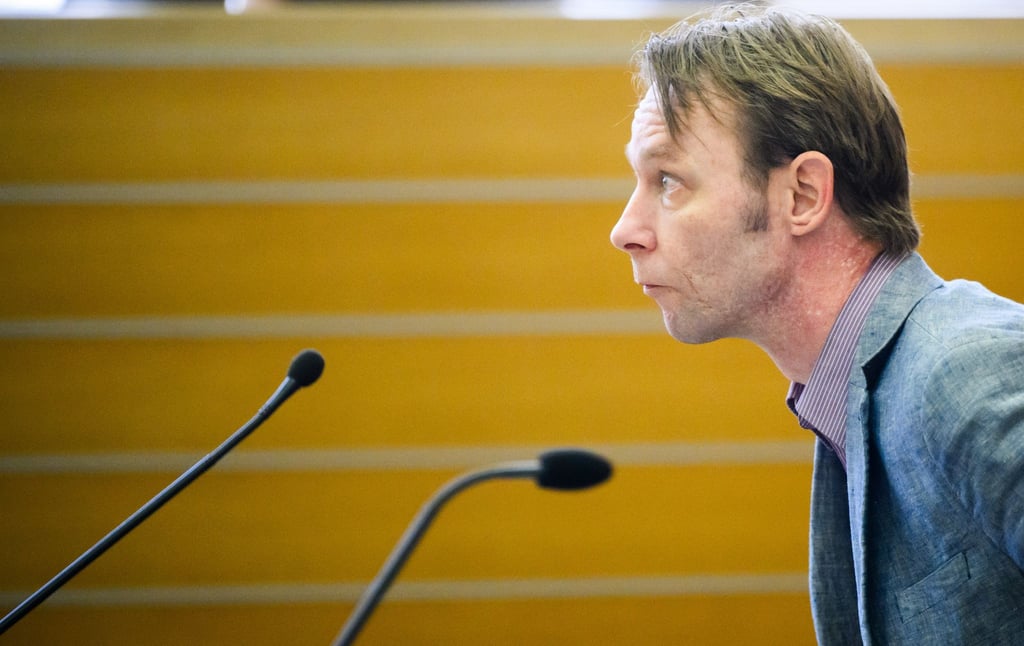 Nach dem aufgehobenem Haftbefehl gegen ihn geht der Prozess gegen Christian B. weiter.