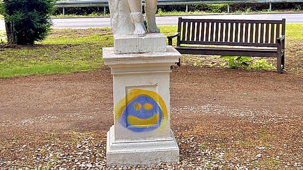 Die Diana-Statue im Georgium wurde erneut beschmiert.