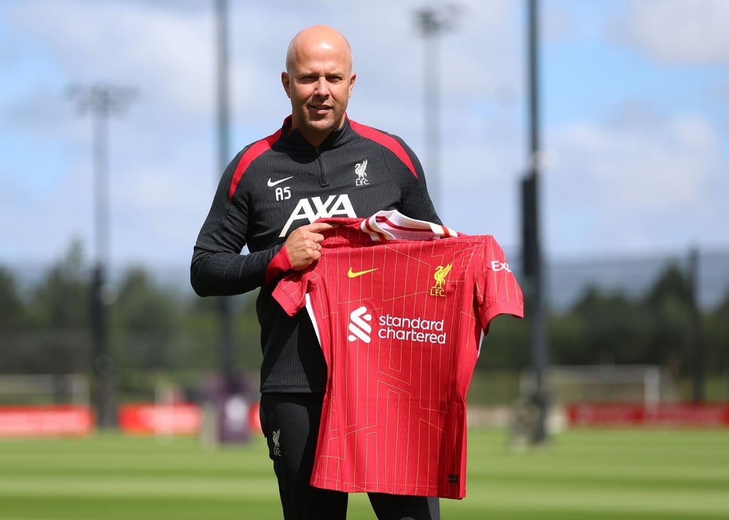 Will nicht verraten, was ihm Jürgen Klopp sagte: Liverpool-Trainer Arne Slot.