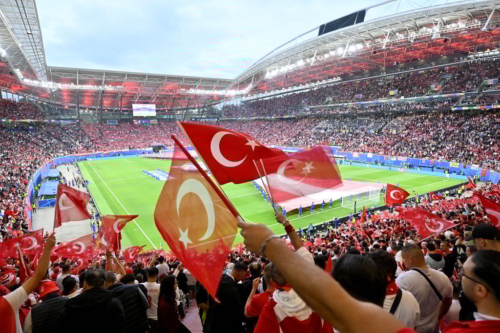 Volle Hütte: Achtelfinale in Leipzig zwischen Österreich und der Türkei.