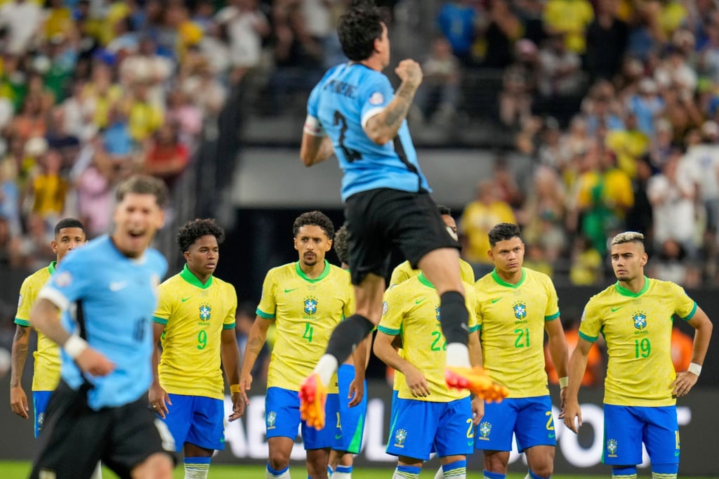 Uruguay jubelt gegen Brasilien nach dem Elfmeterschießen.