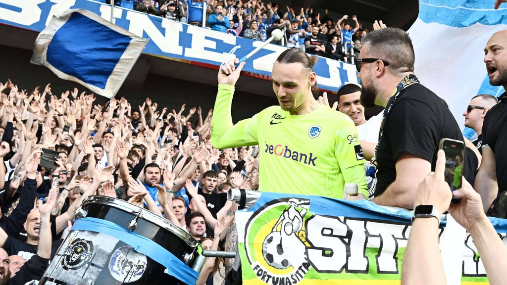 Wurde zum Abschied nach Leipzig von den Genker Ultras gefeiert: Maarten Vandevoordt.