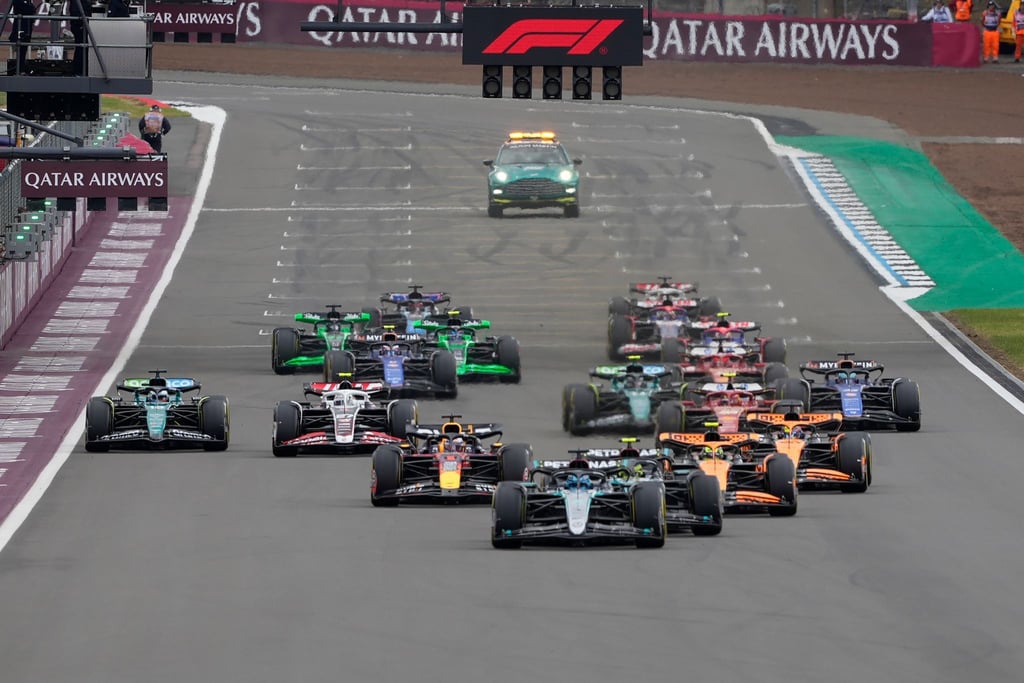 Lewis Hamilton ist beim Grand Prix in Großbritannien zum Sieg gefahren.
