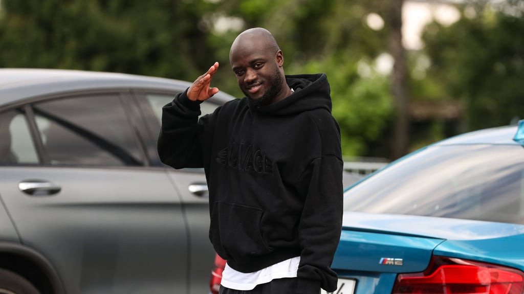 Beim Trainingsstart des 1. FC Magdeburg grüßte Amara Condé noch gut gelaunt. Zuletzt stand der Kapitän aber zwei Mal nicht auf dem Rasen in den Testspielen.