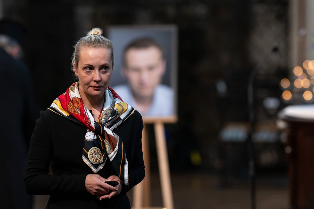 Julia Nawalnaja bei einem Gottesdienst für ihren verstorbenen Ehemann Alexej Nawalny in der St. Marienkirche (Archivbild).